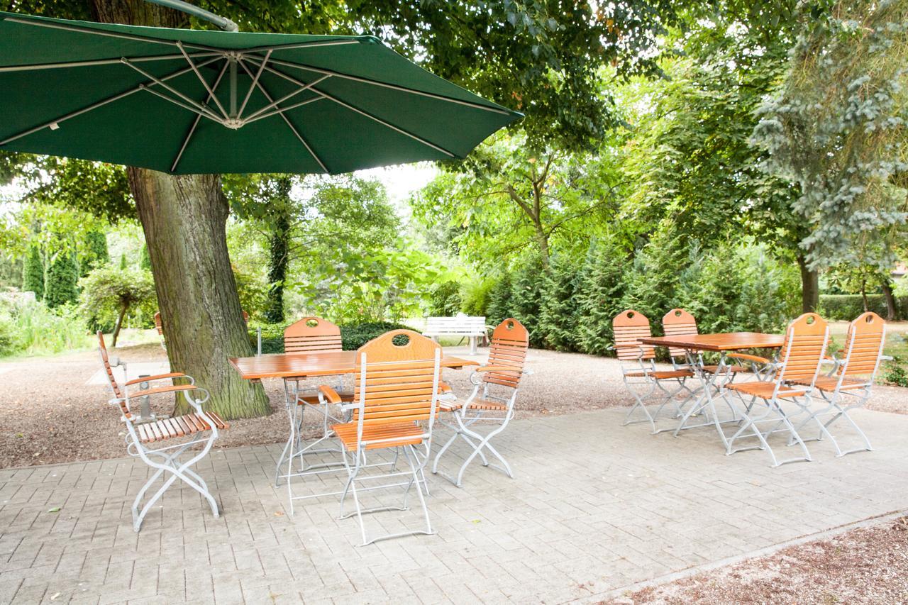 Hotel Am Meilenstein Dunkelforth Exterior photo